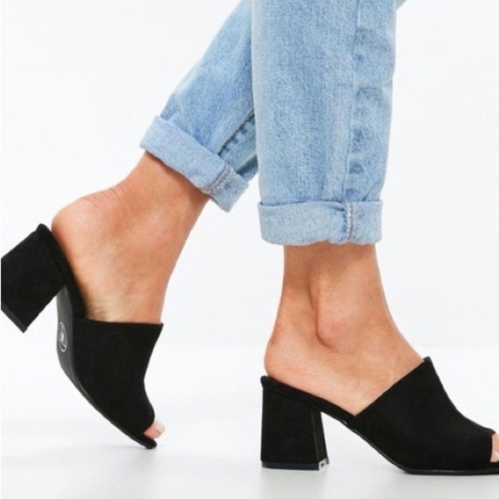 BRAND NEW Christian Siriano Black Suede Mule Heels ✨